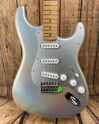 Fender H.E.R. Stratocaster