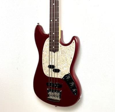 New Fender American Performer Mustang Bass