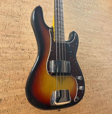 New Fender James Jamerson 1962 Precision Bass