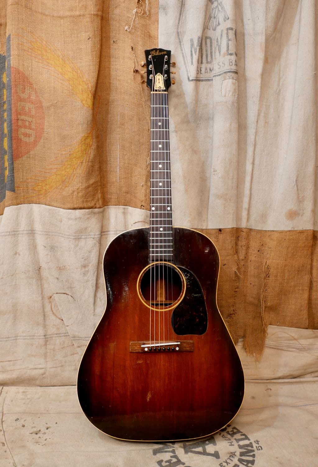 1946 Gibson J-45 Script Logo Sunburst