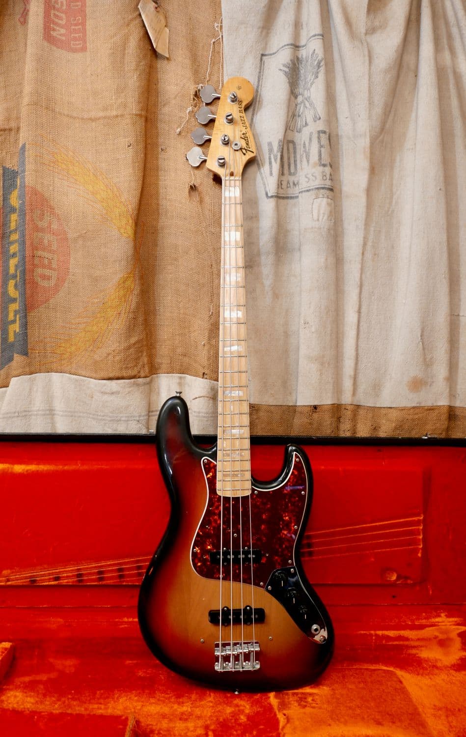 1975 Fender Jazz Bass Sunburst Maple Block
