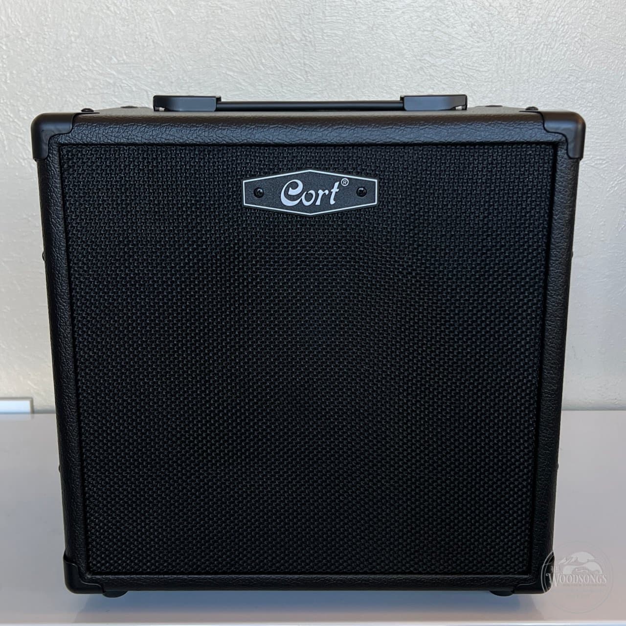 CM20B-U Bass Amp