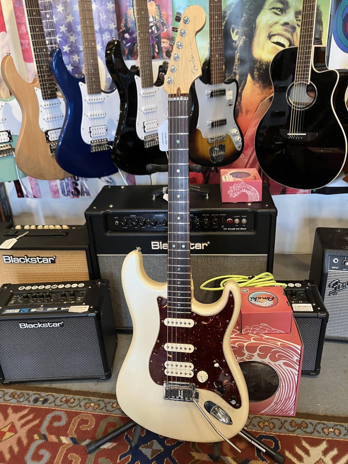 Fender 60th Anniversary Stratocaster - Aged White Pearl