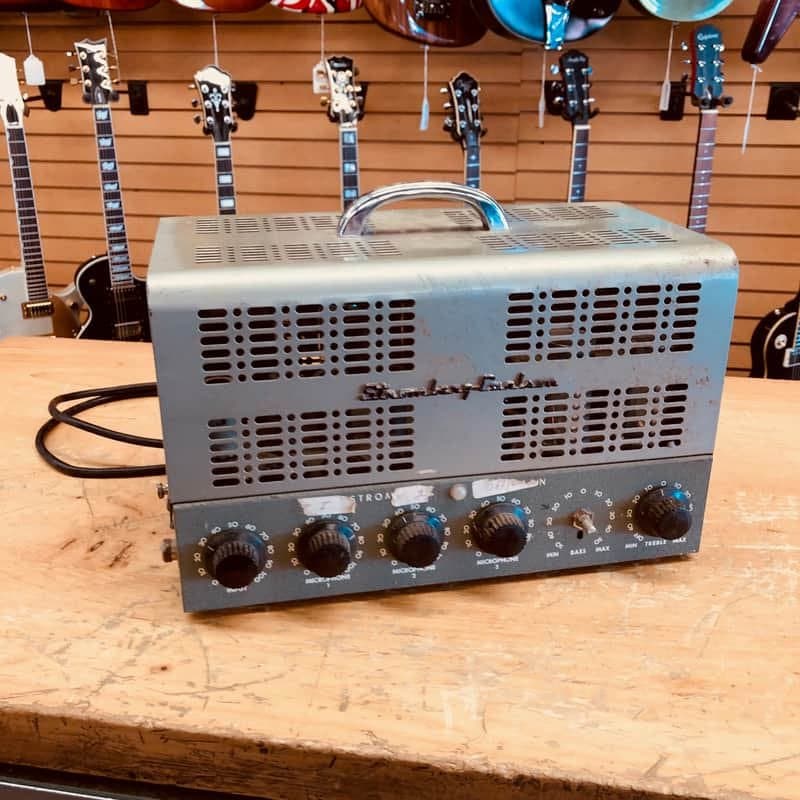 Stromberg Carlson's 105 Amp As-Is