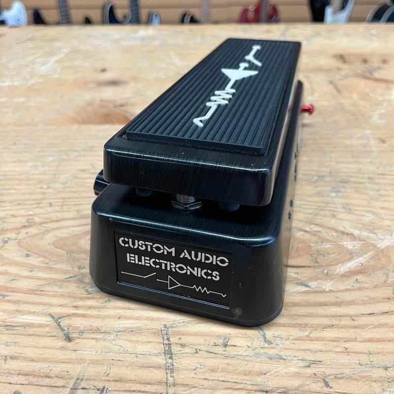 Dunlop MC404 Custom Audio Electronics Wah Wah Effect Pedal