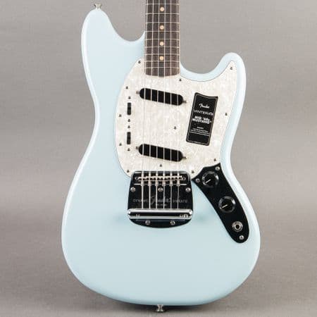 Fender Vintera III Mid 60's Mustang 2026, Daphne Blue