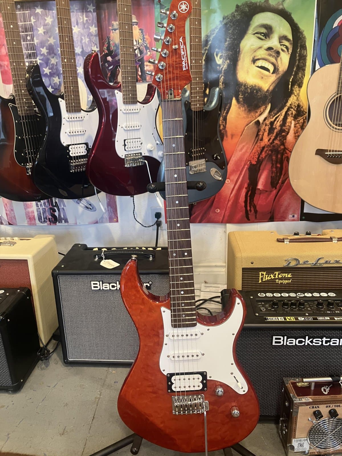 Yamaha PAC212VQM Electric Guitar - Quilted Maple Caramel