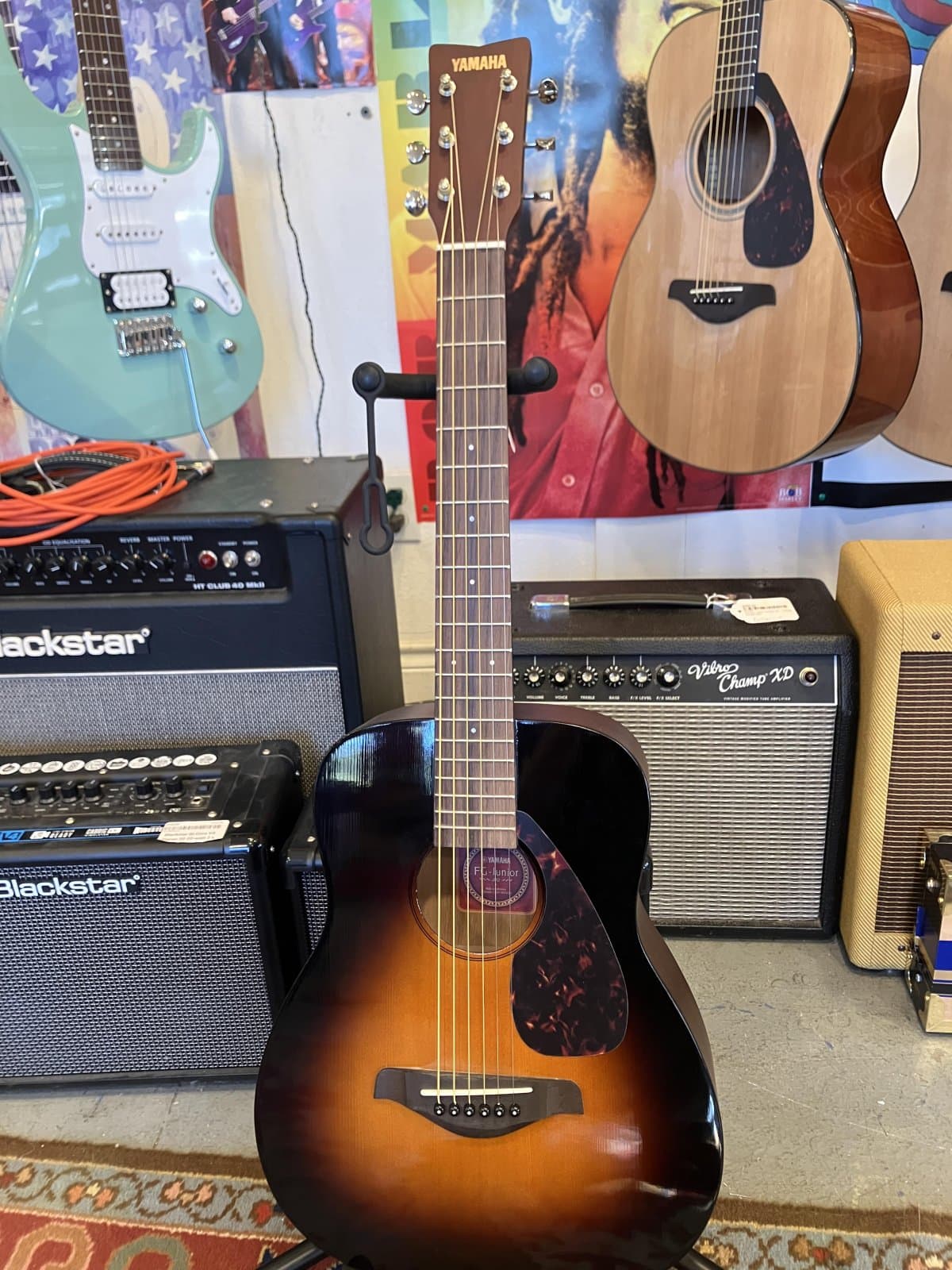 Yamaha JR2 3/4 Scale Folk Guitar Tobacco Sunburst