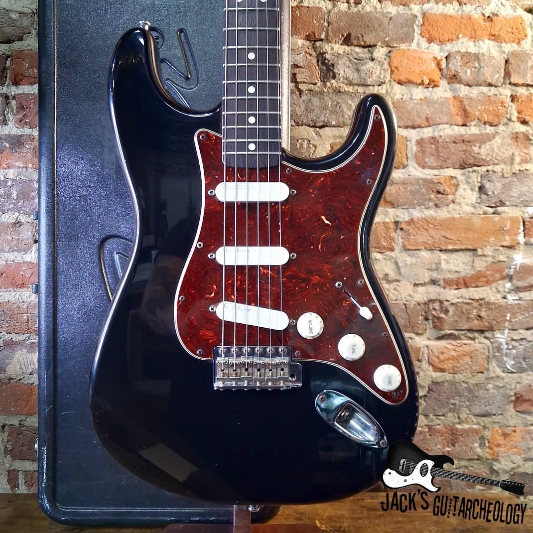 Fender California Series Stratocaster Electric Guitar w/ Lace Sensors & OHSC (1997-98 - Black)
$925.00