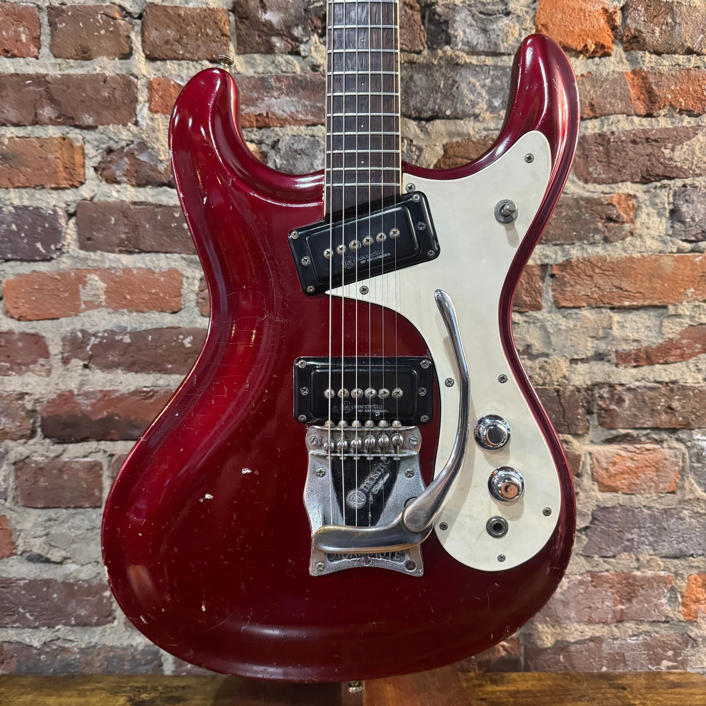 Mosrite The Ventures Model Electric Guitar *RARE* (1964 - Candy Apple Red)
$4,195.00