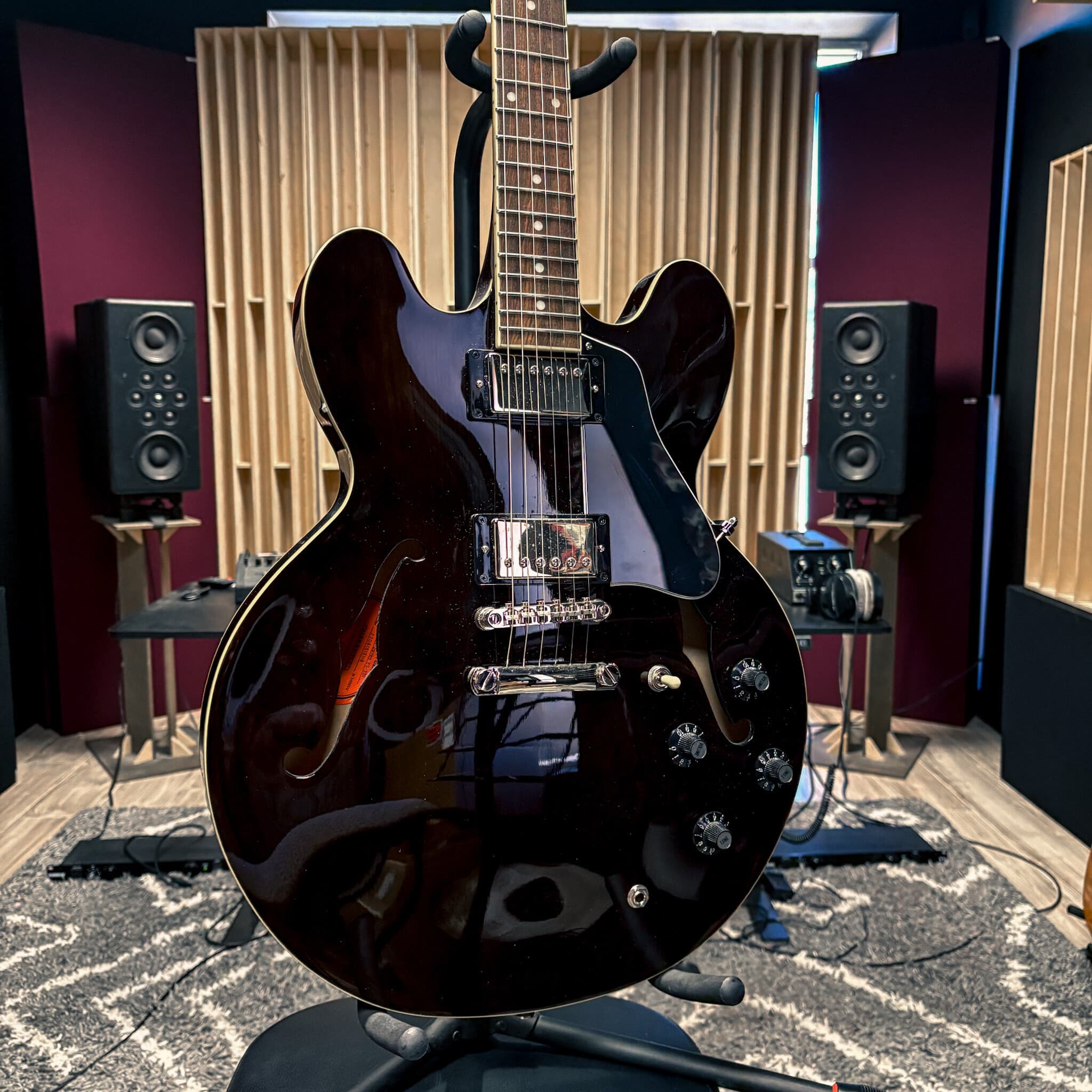 Epiphone Jim James ES-335 Signature Semi-hollowbody Electric Guitar - Seventies Walnut