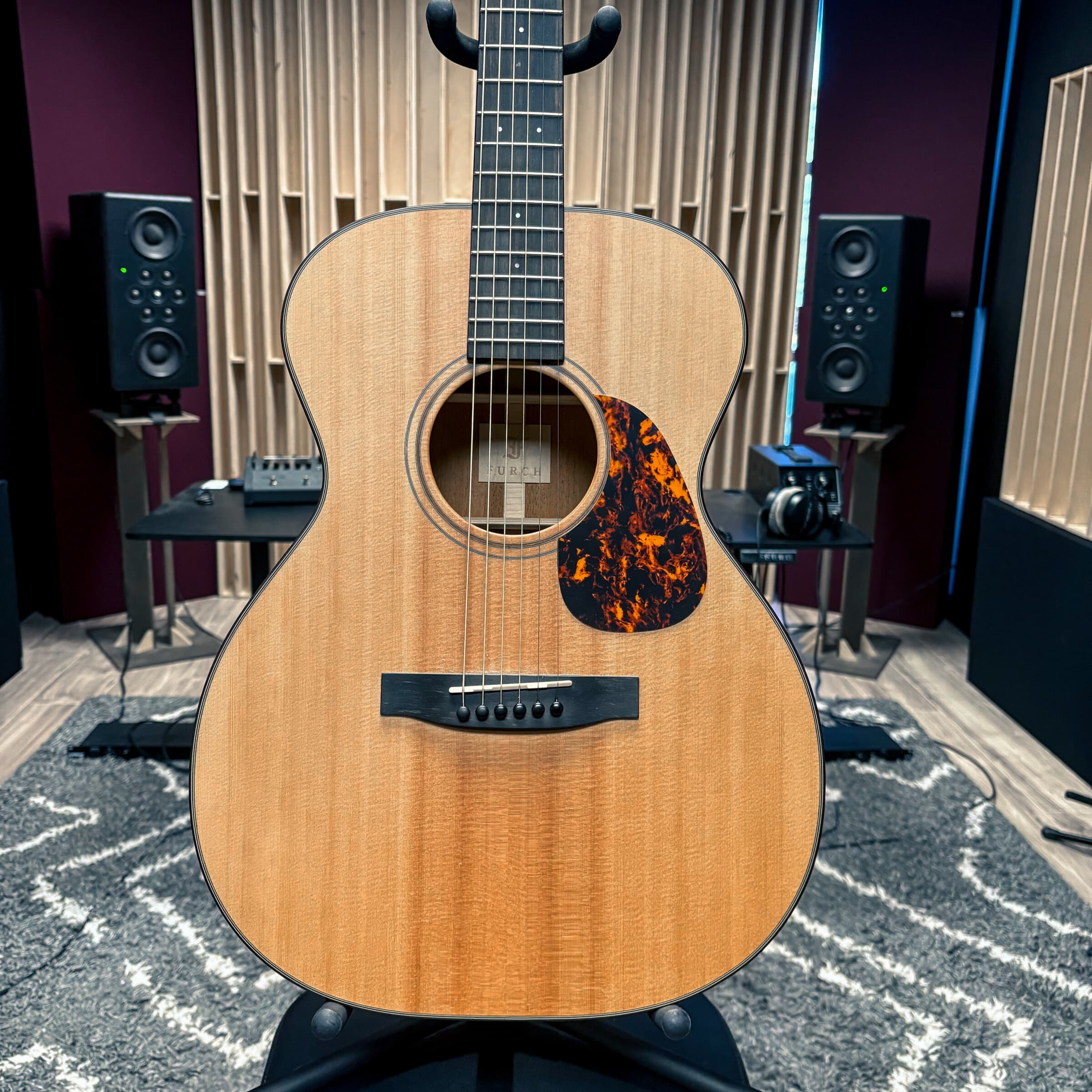 Furch Vintage 1 Series Orchestra Acoustic-Spruce/Mahogany