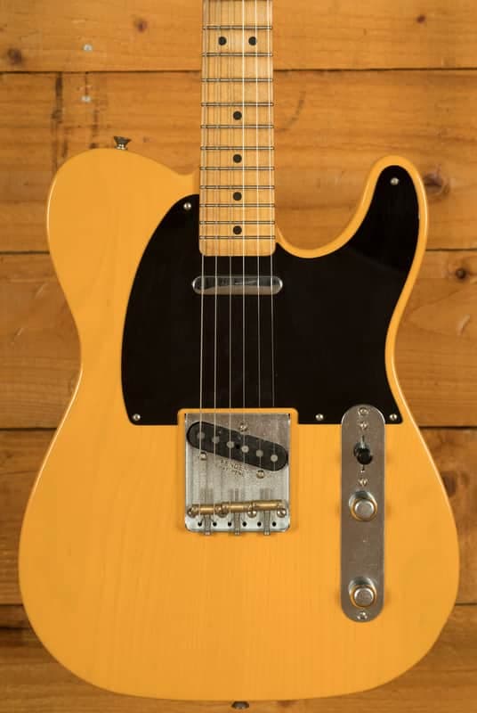 Fender 75th Anniversary Vintera II Road Worn 1951 Telecaster - Maple - Butterscotch Blonde