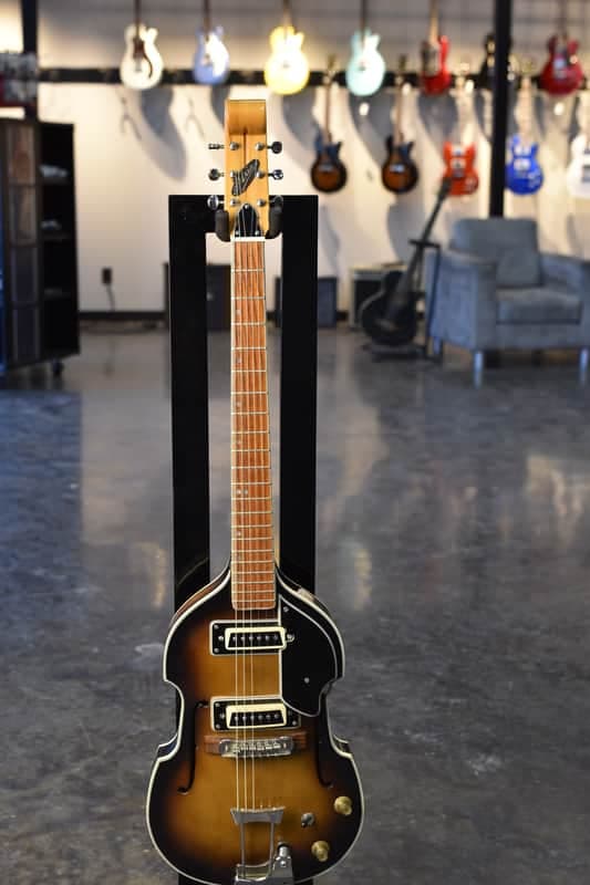 Aria 1402T Violin Guitar