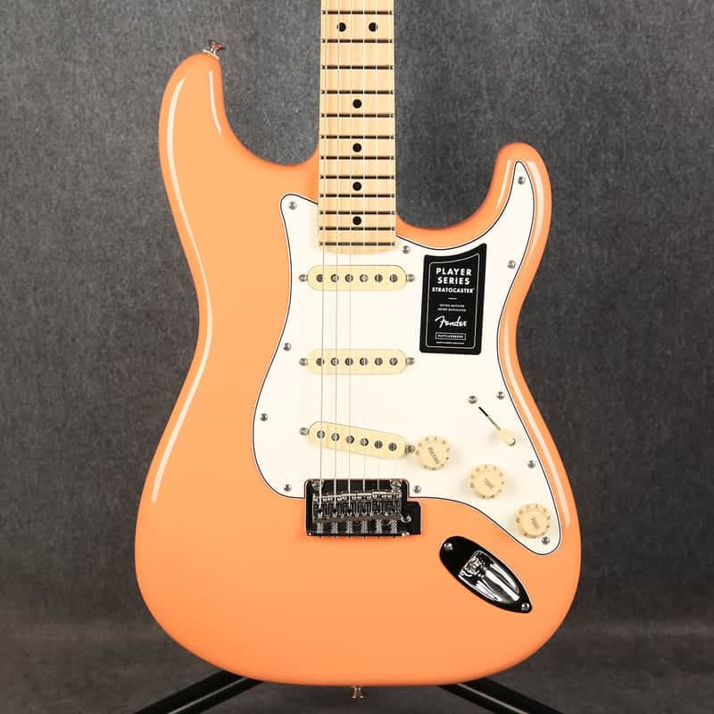 Fender Limited Edition Player Stratocaster - Pacific Peach - 2nd Hand (X1189987)