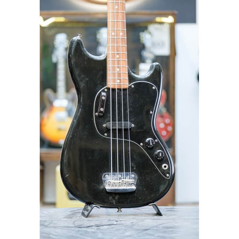 1980 Fender Musicmaster Bass black