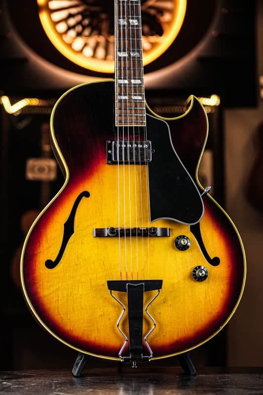1967 Gibson ES-175 sunburst
