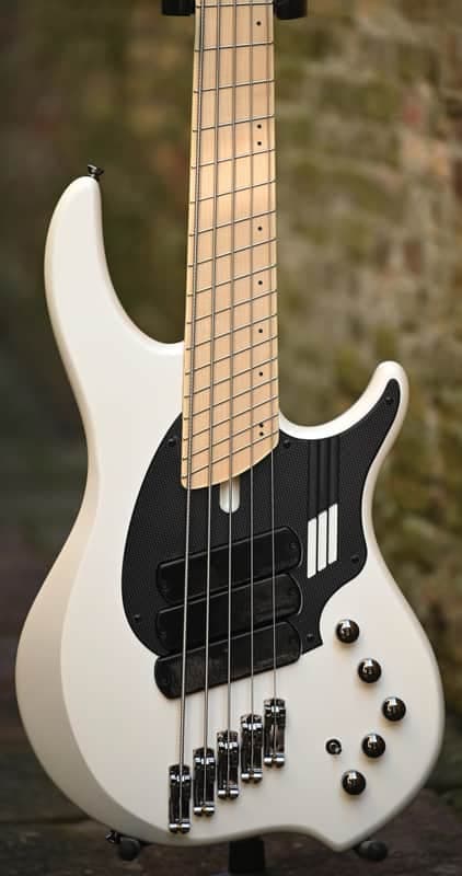 Dingwall NG3 Adam Nolly Getgood Signature 5 String - Ducati Pearl White(Pre-Order)
