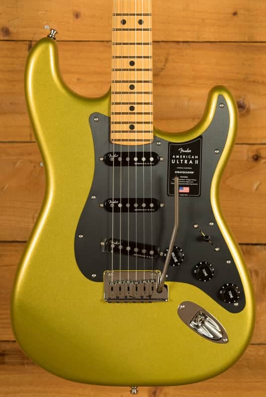 Fender American Ultra II Stratocaster - Maple - Solar Flare