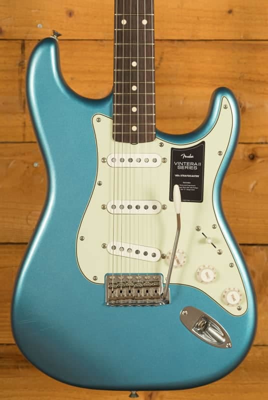 Fender Limited Edition Vintera II Road Worn '60s Stratocaster - Rosewood - Lake Placid Blue
