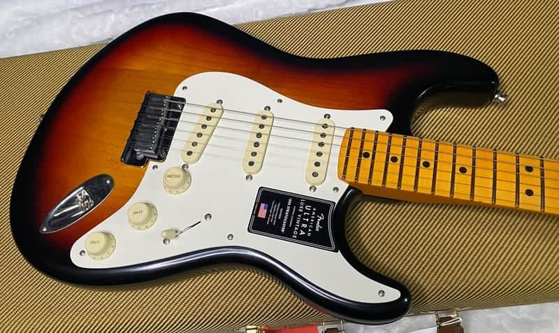NEW! Fender American Ultra Luxe Vintage '50s Stratocaster - 3-Color Sunburst - Authorized Dealer - Sunburst - 7.6lbs - G07489