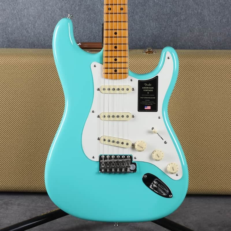 Fender American Vintage II 1957 Stratocaster Sea Foam Green - 2nd Hand