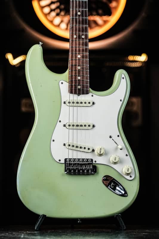 1967 Fender Stratocaster sonic blue