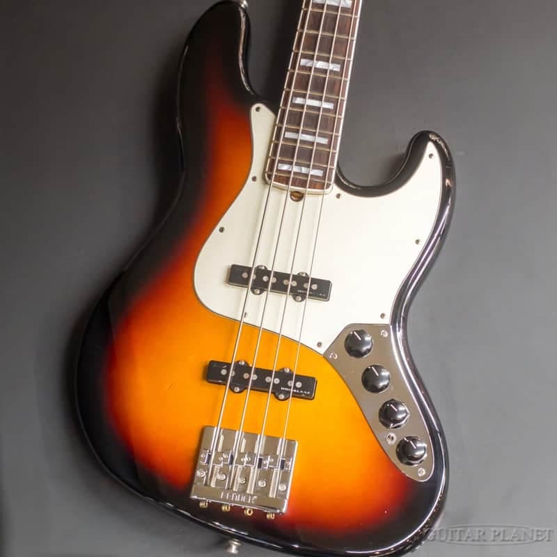 American Ultra Jazz Bass -3 Color Sunburst-【4.29kg】【2019/USED】