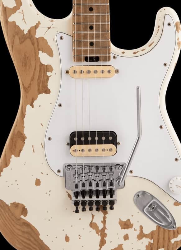 Charvel Henrik Danhage Limited Edition Signature Pro-Mod So-Cal Style 1 HS FR M - White Relic