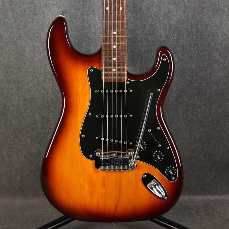 G&L Tribute Series S500 Electric Guitar - 3 Tone Sunburst - 2nd Hand