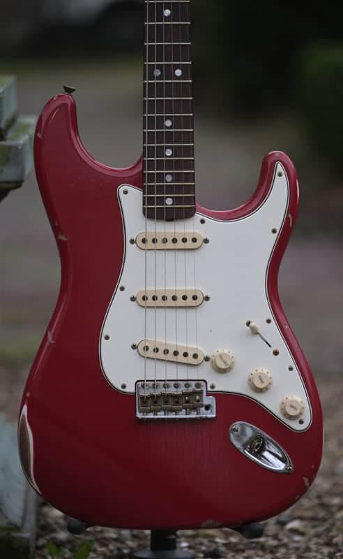 Fender Custom Shop '69 Stratocaster, Relic - Dakota Red over Olympic White