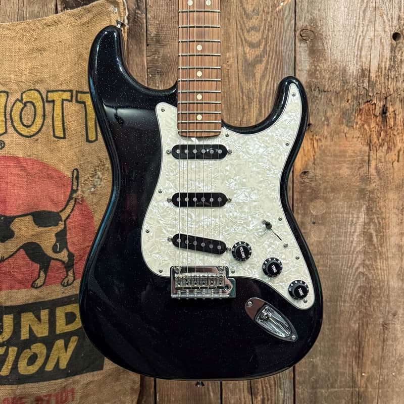 Fender 70th Anniversary Player Stratocaster - Nebula Noir