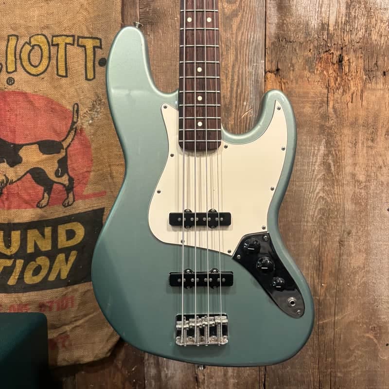 Fender Standard Jazz Bass with Rosewood Fretboard 2002 - Sage Green Metallic