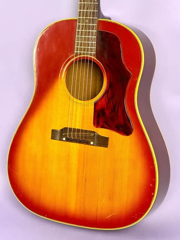 Gibson J-45 1967 - Cherry Sunburst