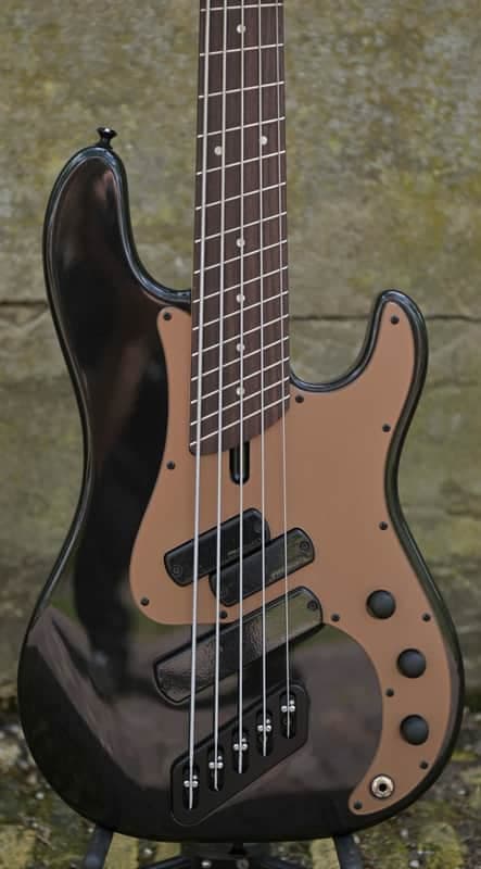 Dingwall SP1 5-String - Metallic Black(1)