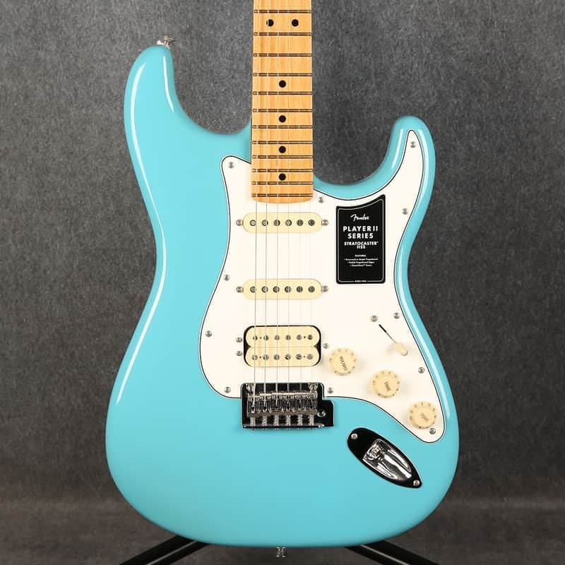 Fender Player II Stratocaster HSS - Aquatone Blue - 2nd Hand