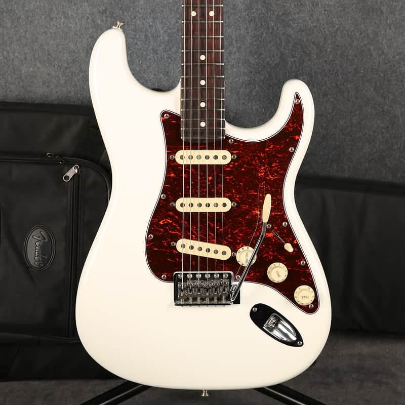 Fender American Performer Stratocaster - White - 2nd Hand