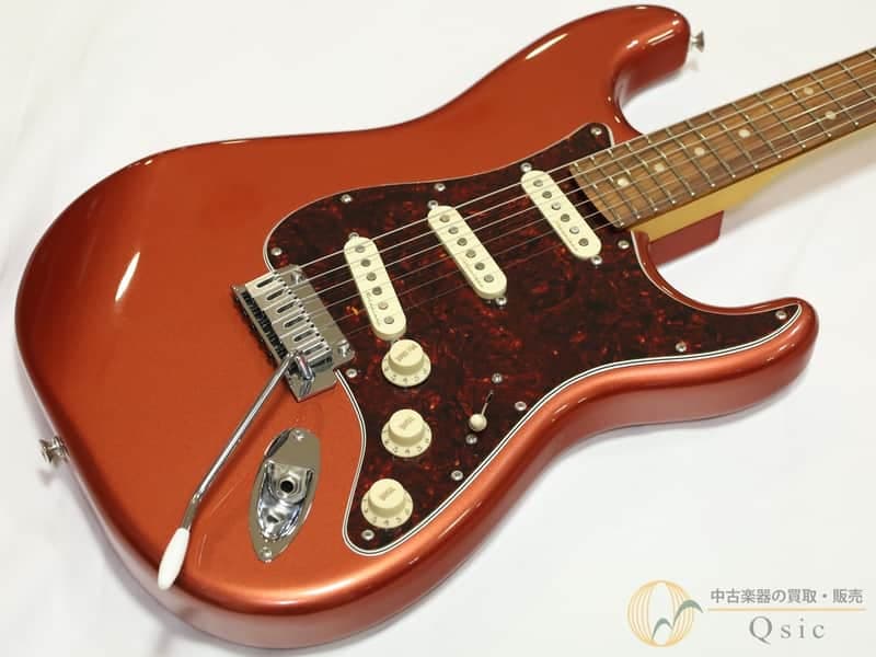 Fender player plus Stratocaster
