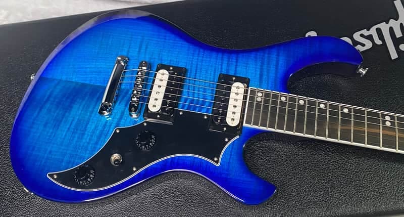 NEW! Gibson Victory Figured Top Electric Guitar - Cobalt Burst - Authorized Dealer - 7.1lbs - G07251