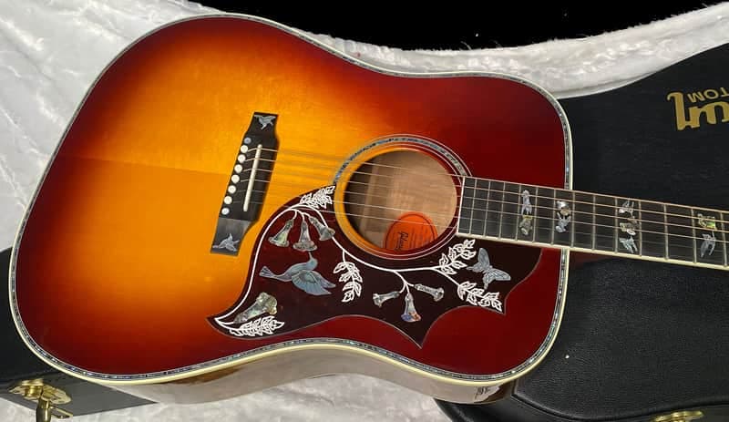 NEW! Gibson Hummingbird Custom Koa - Dealer Select - Autumnburst - Authorized Dealer - Custom Shop - 4.85 lbs - G07194