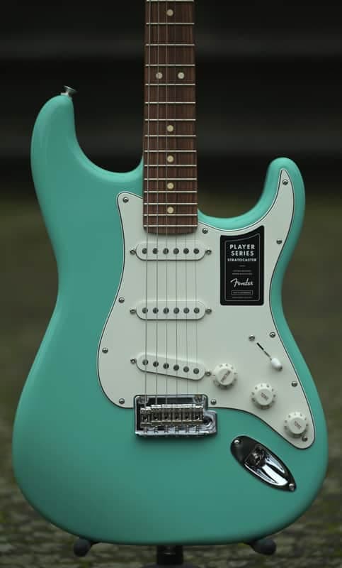 Fender Player Stratocaster PF - Sea Foam Green
