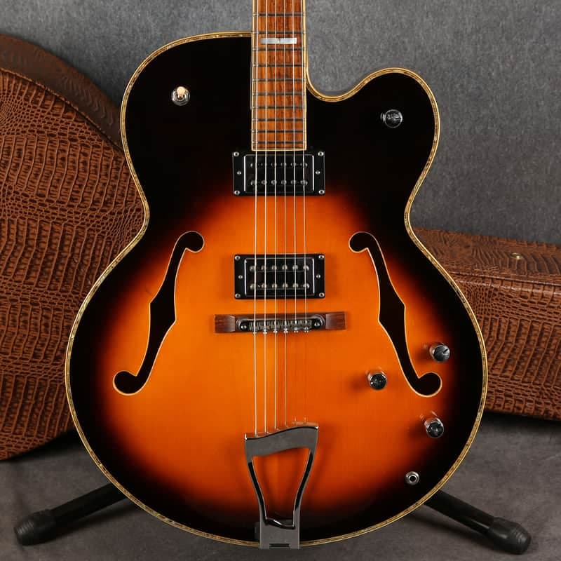Peavey Rockingham Guitar - Sunburst - 2nd Hand