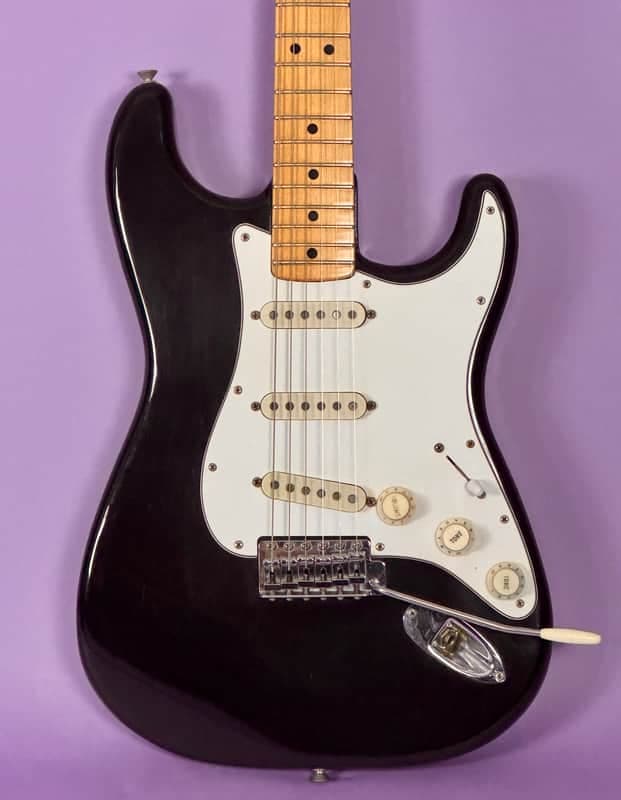 Fender Stratocaster 1975 - Black