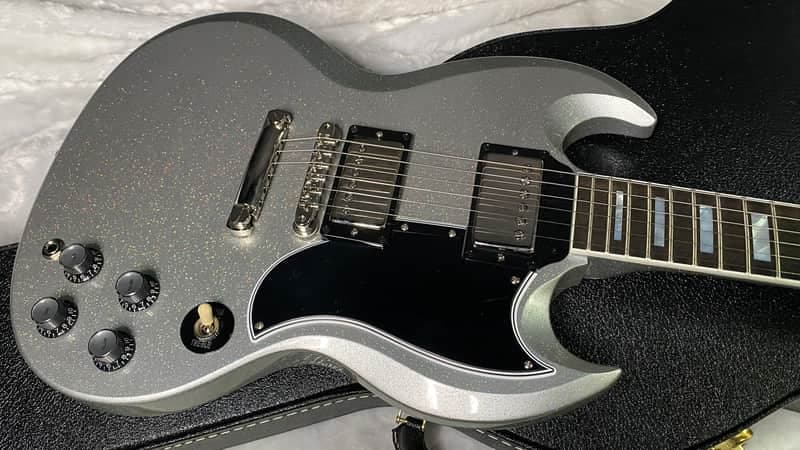 NEW! Gibson Custom SG Custom Electric Guitar - Radiant Sparkle - WOW! Just Incredible! 7lbs - Authorized Dealer - G07678
