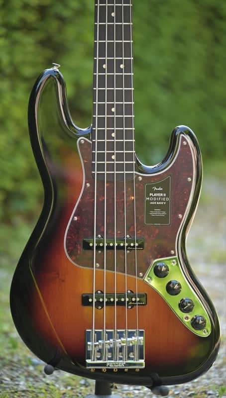 Fender Player II Modified Active Jazz Bass® V - 3-Color Sunburst