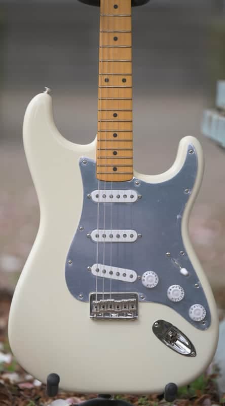 Fender Nile Rodgers Hitmaker Stratocaster® - Olympic White