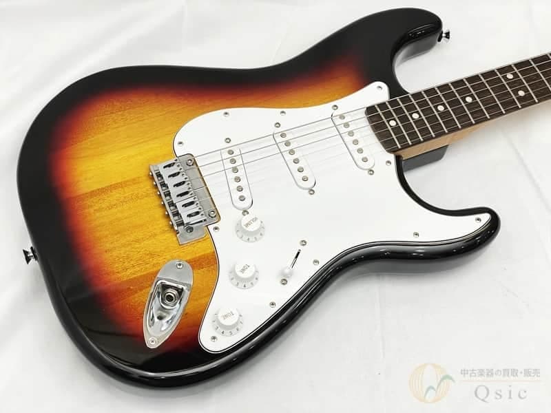 Fender standard stratocaster