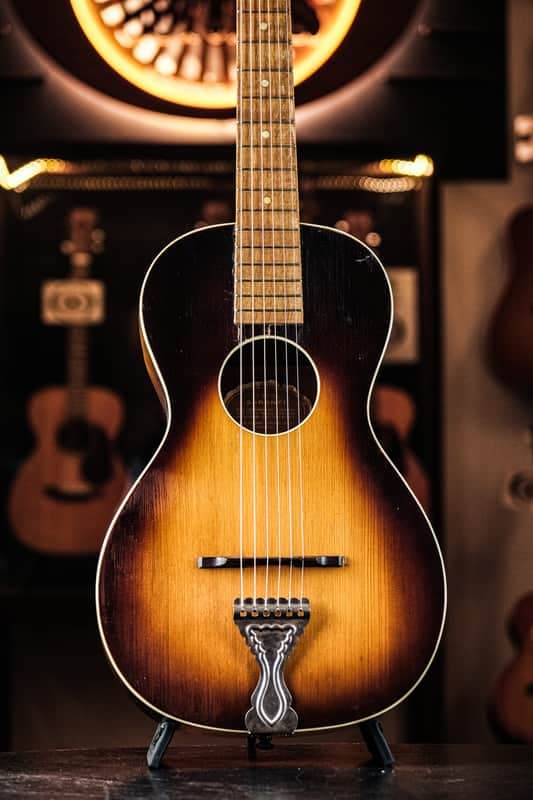 1944 Levin Model 60 sunburst