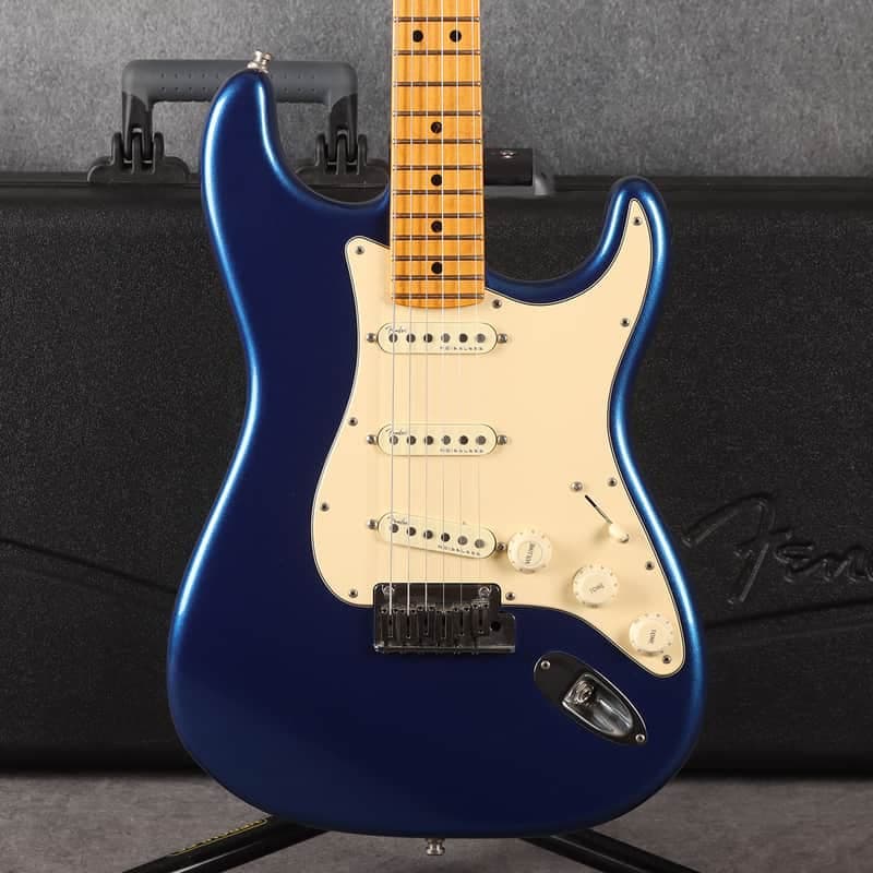 Fender American Ultra Stratocaster - Cobra Blue - 2nd Hand (168211)