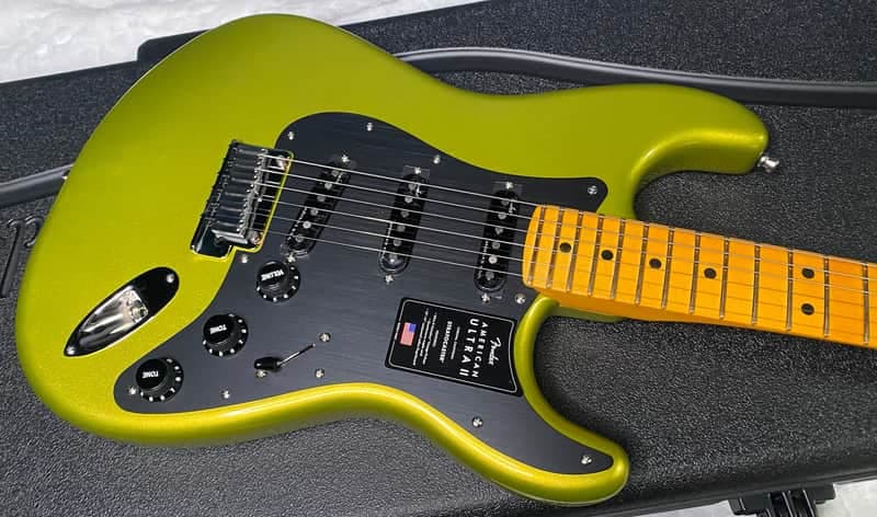 NEW! Fender American Ultra II Stratocaster - Maple Fingerboard - Solar Flare - 8.5lbs - Authorized Dealer - G07490